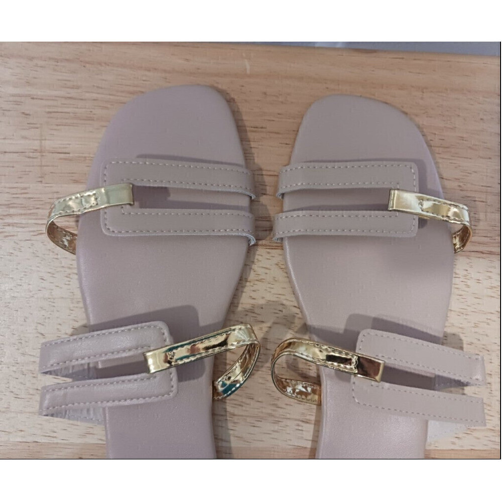 Beach Sandals In Beige - Picture 2 of 6